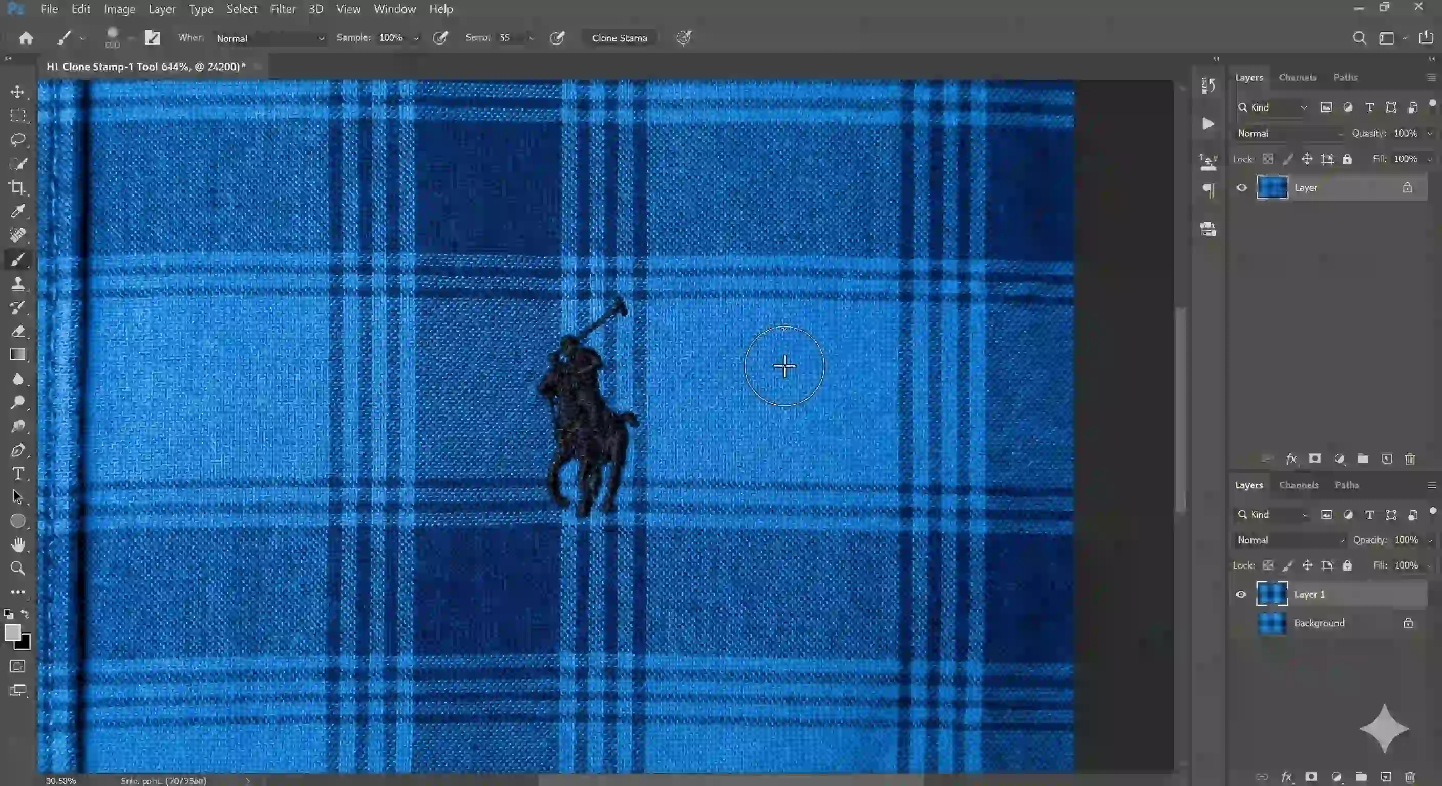 Setting a precise Clone Stamp source point adjacent to lettering; foundational practice to remove text from image photoshop while preserving alignment, lighting direction, fabric texture, and natural perspective continuity.